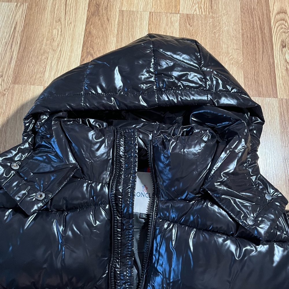Moncler - Picture 9 of 10